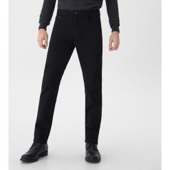 Spodnie regular fit - Czarny. Czarne spodnie męskie marki House, s, bez wzorów. Za 89,99 zł.
