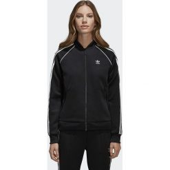 Bluza adidas Sst (CE2392). Bluzy damskie Adidas, bez wzorów, z elastanu, bez rękawów, bez kaptura. Za 249,99 zł.