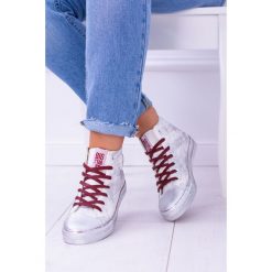 Big Star Wysokie Białe Posrebrzane Tenisówki Trampki BB274016. Białe trampki i tenisówki damskie Tagless, bez wzorów, na sznurówki. Za 99,99 zł.
