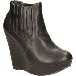 BOTKI CASU 5669-10. Szare botki damskie Casu, bez obcasa, bez zapięcia. Za 29,99 zł.