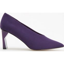 Czółenka na ozdobnym obcasie - Fioletowy. Fioletowe buty ślubne damskie Reserved. Za 119,99 zł.