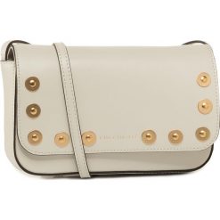 Torebka COCCINELLE - V3 Mini Bag E5 FV3 55 M6 22 Chalk N11. Brązowe listonoszki damskie Coccinelle, bez wzorów, ze skóry, wizytowe, bez dodatków. W wyprzedaży za 459,00 zł.