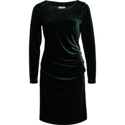 Kaffe KELLY Sukienka koktajlowa green spruce. Zielone sukienki koktajlowe Kaffe, m, z elastanu. Za 379,00 zł.