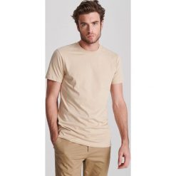 Gładki T-shirt - Beżowy. Brązowe t-shirty męskie Reserved, s. Za 39,99 zł.