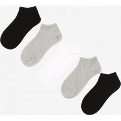 5-pack Szaro-Czarne Skarpety Mirasana. Szare skarpetki damskie Born2be, bez wzorów. W wyprzedaży za 29,99 zł.