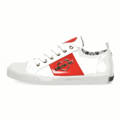 Love Moschino tenisówki damskie JA15033G18IB0 36 białe. Białe trampki i tenisówki damskie Love Moschino, bez wzorów, ze skóry, bez zapięcia. W wyprzedaży za 569,00 zł.
