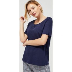 T-shirt z kokardkami przy rękawach. Niebieskie bluzki damskie Moodo, xl, bez wzorów, z bawełny, klasyczne, z okrągłym kołnierzem, z krótkim rękawem. Za 29,99 zł.