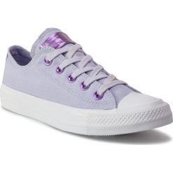 Trampki CONVERSE - Ctas Ox 163284C Oxygen Purple/Washed Lilac. Fioletowe półbuty damskie Converse, bez wzorów, z gumy, bez zapięcia. W wyprzedaży za 229,00 zł.
