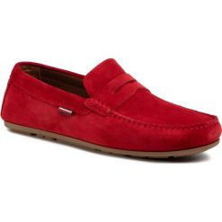 Mokasyny TOMMY HILFIGER - Classic Suede Penny Loafer FM0FM02725 Primary Red XLG. Czerwone mokasyny męskie TOMMY HILFIGER, na co dzień, bez wzorów, ze skóry, bez zapięcia. Za 579,00 zł.