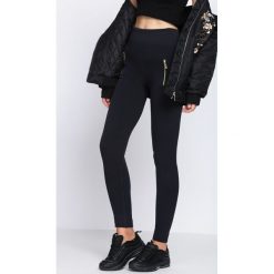 Grafitowe Legginsy Con Jugate. Szare legginsy damskie marki Born2be, uniwersalny, bez wzorów. Za 29,99 zł.