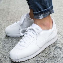 Buty Nike Wmns Classic Cortez Leather "All White" (807471-102). Buty sportowe damskie Nike. Za 349,99 zł.