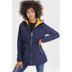 Granatowa Parka Vilinlyn. Niebieskie płaszcze damskie Born2be, s, bez wzorów, krótkie, bez kaptura. Za 189,99 zł.