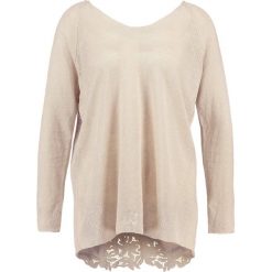 Swetry klasyczne damskie: talkabout Sweter sand