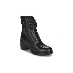 Botki Sweet Lemon BOSTON. Czarne botki damskie Sweet Lemon, bez obcasa, bez zapięcia. W wyprzedaży za 527,20 zł.