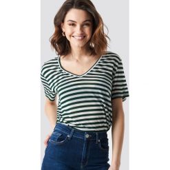 NA-KD V-Neck Striped T-Shirt - Multicolor. Szare t-shirty damskie NA-KD, bez wzorów, z materiału, bez kołnierzyka. Za 72,95 zł.