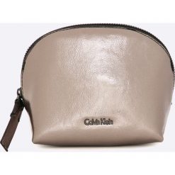 Kosmetyczki damskie: Calvin Klein Jeans – Kosmetyczka