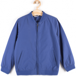 Kurtka. Niebieskie kurtki chłopięce KEEP MOVING, bez wzorów, z bawełny, długie, bez kaptura. Za 59,90 zł.