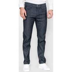 Armani Exchange J23 Dżinsy Niebieski. Niebieskie jeansy męskie Armani Exchange, bez wzorów. Za 1153,95 zł.