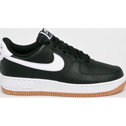Nike Sportswear - Buty. Białe buty sportowe męskie Nike Sportswear, ze skóry, na sznurówki. Za 399,90 zł.