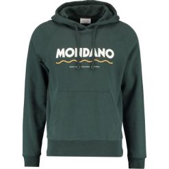 Wood Wood RAFFI Bluza z kapturem dark green. Zielone bluzy męskie rozpinane marki Wood Wood, m, z bawełny, z kapturem. W wyprzedaży za 412,30 zł.