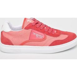 Trussardi Jeans - Buty. Różowe buty sportowe damskie Trussardi Jeans, bez wzorów, z jeansu, sportowe. W wyprzedaży za 319,90 zł.