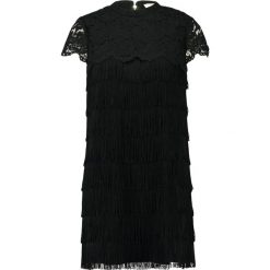 Sukienki hiszpanki: Oasis FRINGE AND LACE SHIFT DRESS Sukienka koktajlowa black