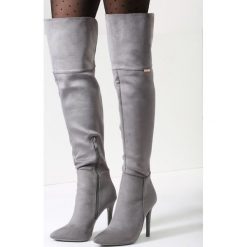 Jasnoszare Kozaki Confidently. Szare kozaki damskie vices, za kolano, na wysokim obcasie, na szpilce, na zamek. Za 79,99 zł.