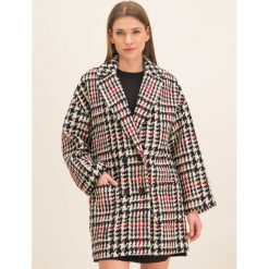 Płaszcz zimowy Red Valentino SR3CAA82. Czerwone płaszcze damskie Red Valentino, na zimę, bez wzorów, z wełny. W wyprzedaży za 1509,00 zł.