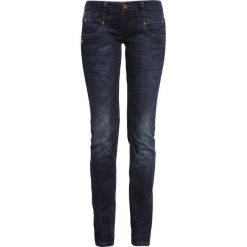 Freeman T. Porter ALEXA Jeansy Slim Fit avella. Szare jeansy damskie Freeman T. Porter, z elastanu. W wyprzedaży za 202,95 zł.