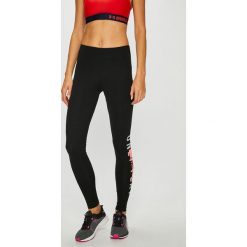 Only Play - Legginsy. Czarne legginsy we wzory marki Only Play, s, z elastanu. W wyprzedaży za 59,90 zł.