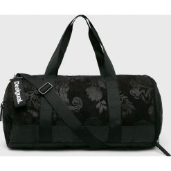 Desigual Sport - Torba sportowa. Czarne torebki damskie sportowe Desigual Sport, w paski, z poliesteru, sportowe, na ramię, bez dodatków. Za 279,90 zł.