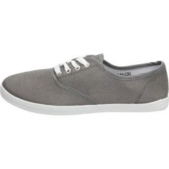 Trampki NEW AGE CZ02 GREY. Szare trampki i tenisówki damskie New Age, bez wzorów, bez zapięcia. W wyprzedaży za 40,00 zł.