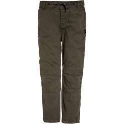 Chinosy chłopięce: Tumble 'n dry BATES Chinosy military