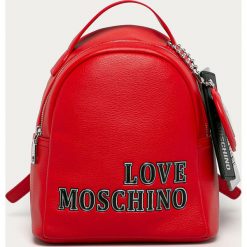 Love Moschino - Plecak. Czerwone plecaki damskie Love Moschino, z aplikacjami, ze skóry ekologicznej. Za 799,90 zł.