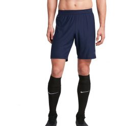 Nike Spodenki męskie Strike Short granatowy r. L (725872 429). Niebieskie spodenki i szorty męskie Nike, m. Za 129,00 zł.