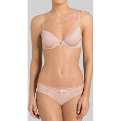 Triumph BODY MAKEUP Biustonosz bezszwowy beige. Brązowe biustonosze Triumph, z elastanu. Za 149,00 zł.
