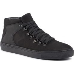 Sneakersy KRISBUT - 6534-4-7 Czarny. Czarne sneakersy męskie Krisbut, bez zapięcia. W wyprzedaży za 239,00 zł.