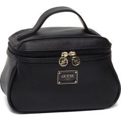 Kosmetyczka GUESS - Bahia Accessories PWBAHI P0261 BLA. Czarne kosmetyczki męskie Guess, z aplikacjami, ze skóry ekologicznej. Za 239,00 zł.