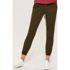 Dresowe joggery - Khaki. Brązowe spodnie męskie House, s, bez wzorów, z dresówki. Za 119,99 zł.