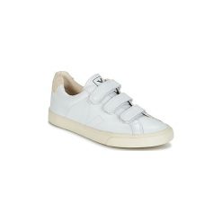 Buty Veja 3 - LOCK. Białe trampki i tenisówki damskie marki Veja, bez wzorów, bez zapięcia. Za 489,00 zł.