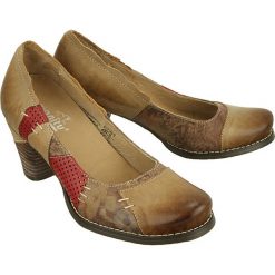 MANITU 930521-8 taupe/red, czółenka damskie. Czerwone czółenka damskie Manitu, bez wzorów, ze skóry, bez obcasa, na obcasie. Za 309,90 zł.