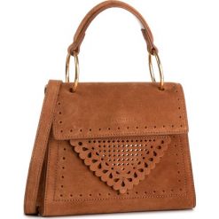 Torebka COCCINELLE - E10 B14 Lace Suede E1 E10 55 77 01 Caramel W03. Pomarańczowe torebki klasyczne damskie Coccinelle, bez wzorów, ze skóry, klasyczne, na ramię, bez dodatków. Za 1299,00 zł.