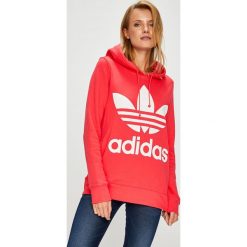 Adidas Originals - Bluza. Pomarańczowe bluzy damskie z kieszeniami marki adidas Originals, z nadrukiem, z elastanu, z kapturem. Za 279,90 zł.