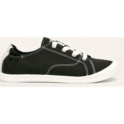 Skechers - Tenisówki. Czarne trampki i tenisówki damskie Skechers, bez wzorów, z materiału, na sznurówki. W wyprzedaży za 149,90 zł.