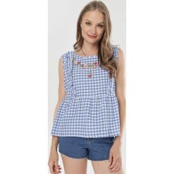 Niebieska Bluzka Adrales. Niebieskie bluzki damskie Born2be, s, bez wzorów, bez kołnierzyka, bez rękawów. W wyprzedaży za 29,99 zł.