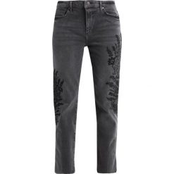 Jeansy damskie: Free People EMBROIDERED GIRLFRIEND JEAN Jeansy Straight Leg grey