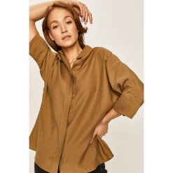 Answear - Koszula. Zielone bluzki damskie ANSWEAR, na co dzień, s, bez wzorów, z bawełny, klasyczne, z klasycznym kołnierzykiem, bez rękawów. Za 149,90 zł.