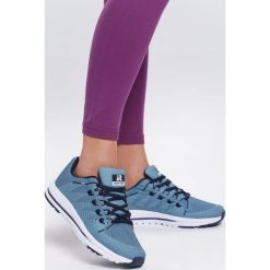 Niebieskie Buty Sportowe Everywhere. Niebieskie buty sportowe damskie Renee, sportowe. Za 69,99 zł.