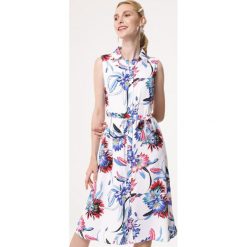 Biała Sukienka Bothersome. Białe sukienki damskie Born2be, m, eleganckie, midi, koszulowe. Za 89,99 zł.