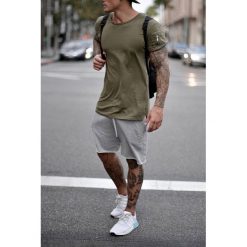 Męski t-shirt ROMANO. Brązowe t-shirty męskie IVET, xl, bez wzorów, bez kołnierzyka, krótkie. W wyprzedaży za 49,00 zł.